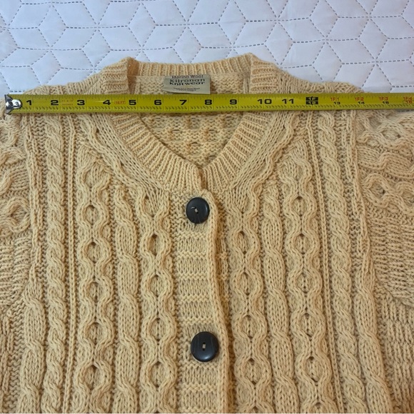 Kilronan Knitwear 100% Pure Merino Wool Cable Knit 3 Button Sweater Size Small - Picture 7 of 11